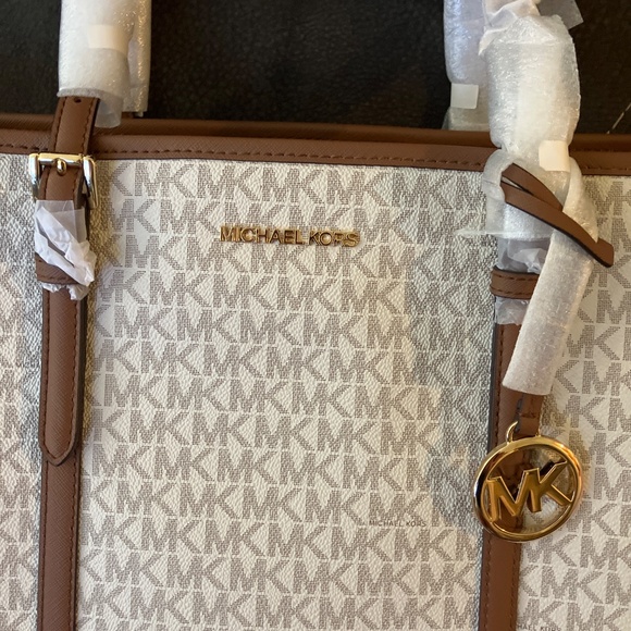 MK “Jet Collection” Lg Tote Bag - Picture 8 of 8